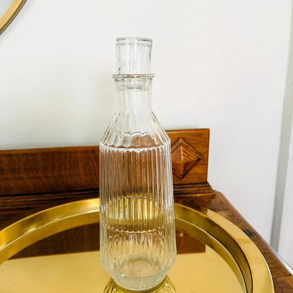 IKEA SALLSKAPLIG Clear Glass Pattern Carafe with Stopper
